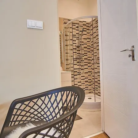 A26 Apartment *